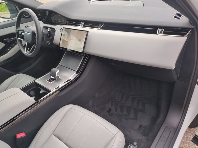 Used 2026 Land Rover Range Rover Evoque S AWD/4WD image 19