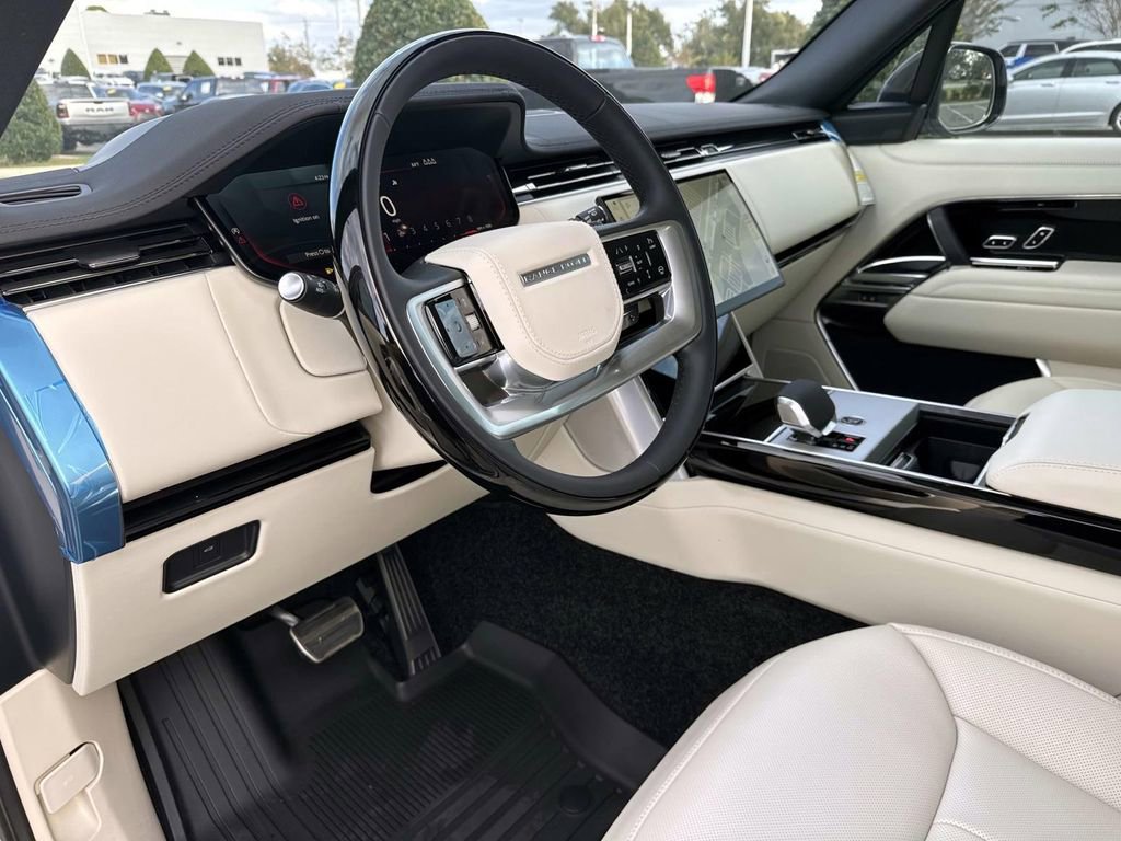 New 2026 Land Rover Range Rover SE AWD/4WD image 19