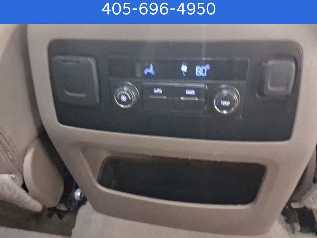 Used 2019 Chevrolet Suburban LT image 11