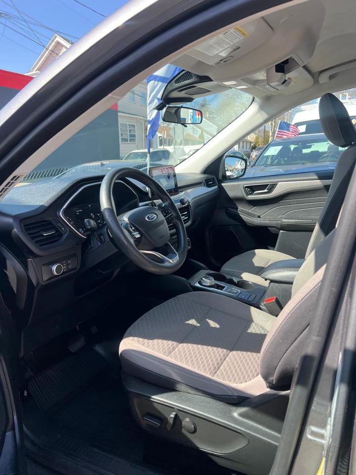Used 2022 Ford Escape SE AWD/4WD image 24