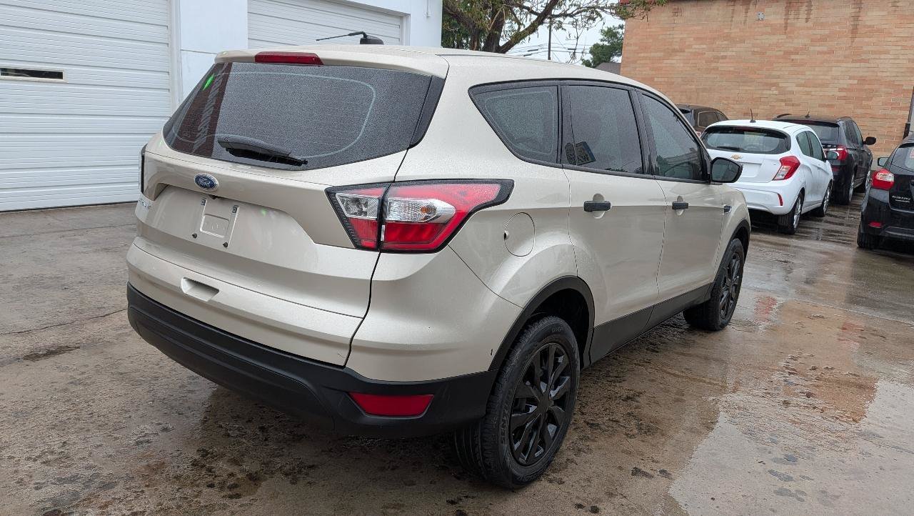 Used 2018 Ford Escape S FWD image 5