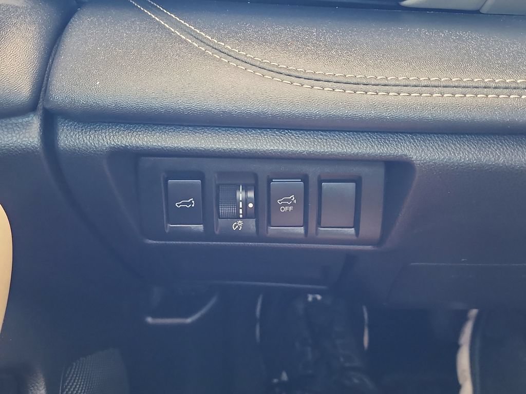Used 2024 Subaru Outback Limited XT AWD/4WD image 25