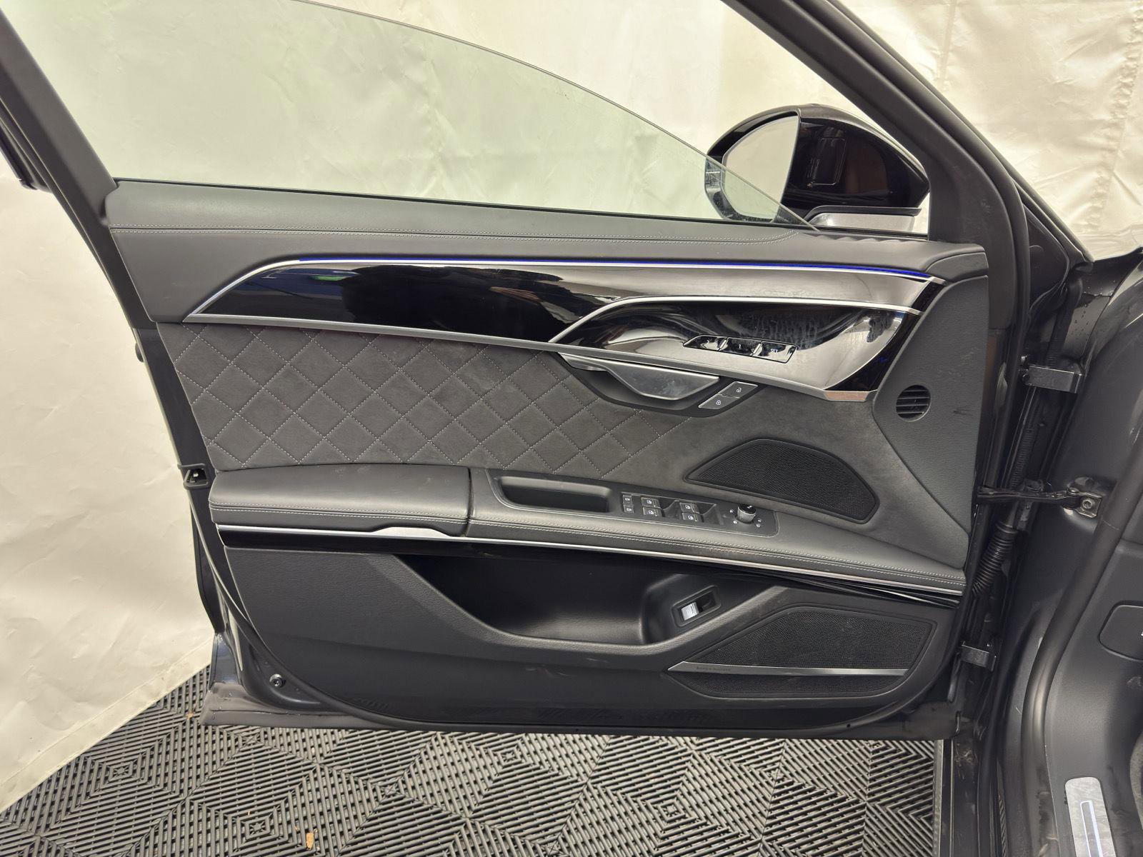 Used 2023 Audi S8 w/ S8 Comfort Plus Package image 22