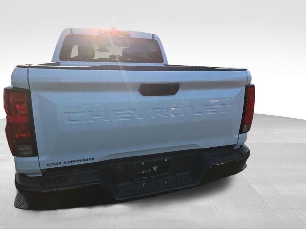 Used 2024 Chevrolet Colorado W/T image 6