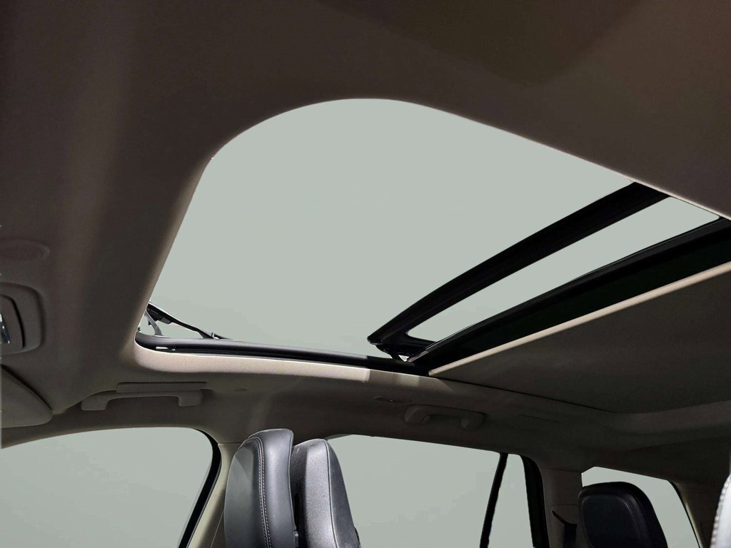 Certified 2022 Lincoln Aviator Grand Touring w/ Equipment Group 301A image 14