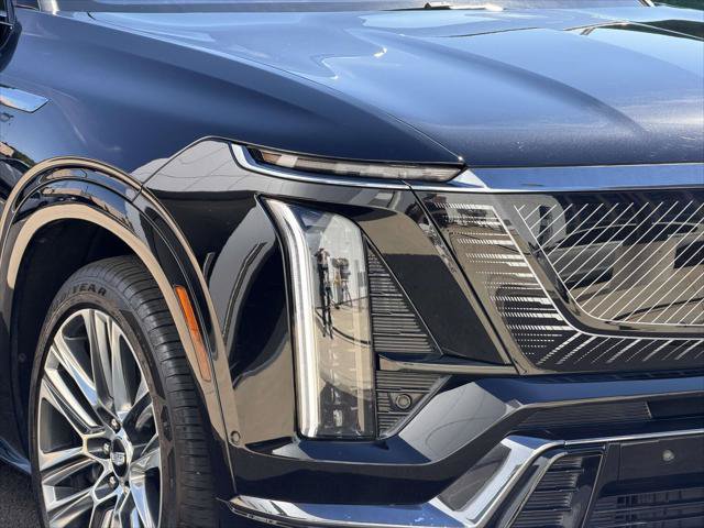 Used 2026 Cadillac Vistiq Platinum w/ LPO, Floor Liner Package AWD/4WD image 12