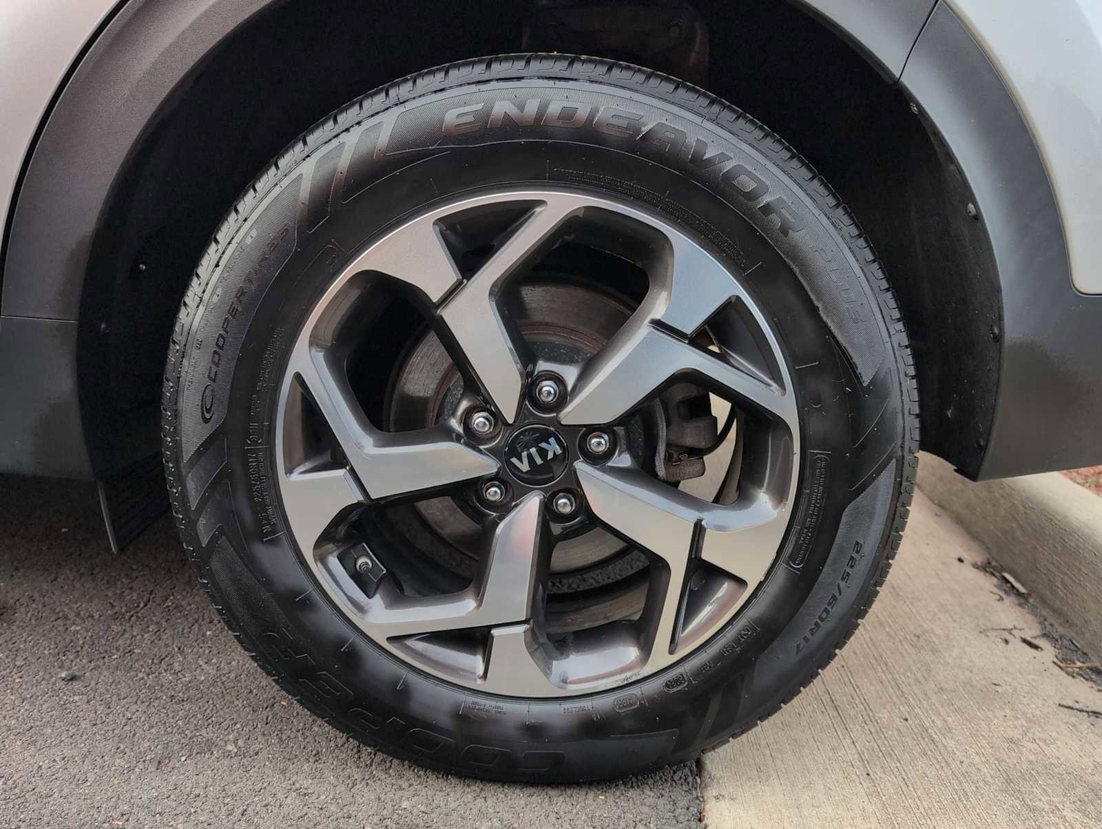 Used 2020 Kia Sportage LX image 14