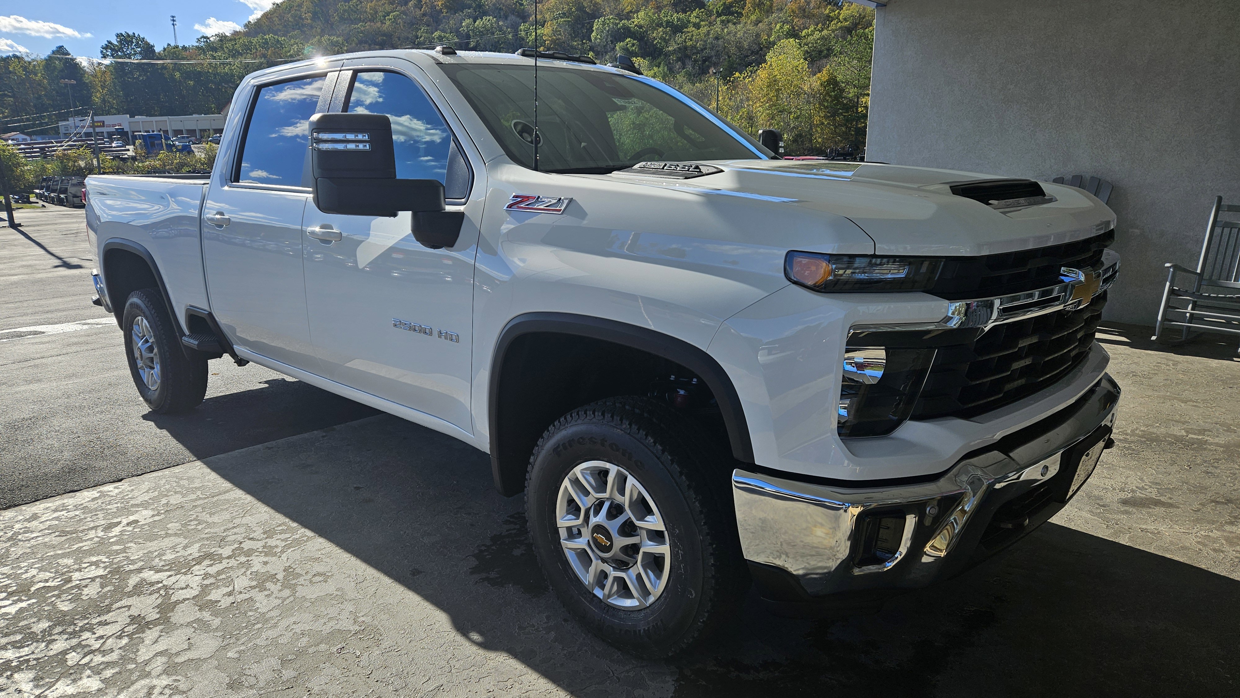 New 2026 Chevrolet Silverado 2500 LT image 2