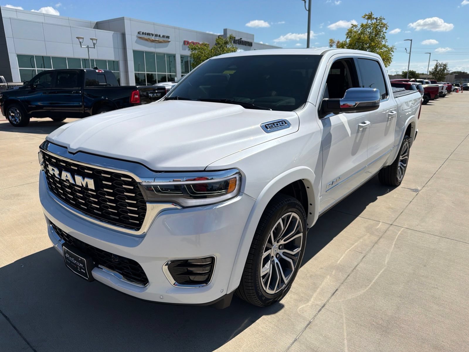 Used 2026 RAM 1500 Tungsten AWD/4WD image 9