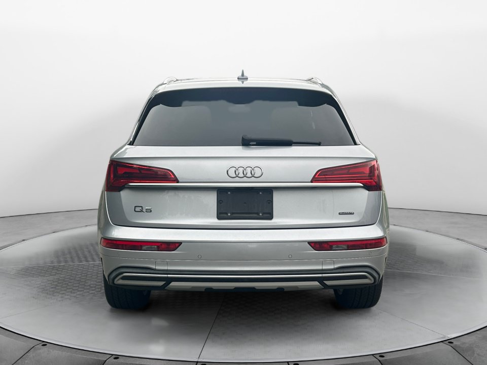 Used 2021 Audi Q5 2.0T Premium Plus w/ Premium Plus Package AWD/4WD image 6