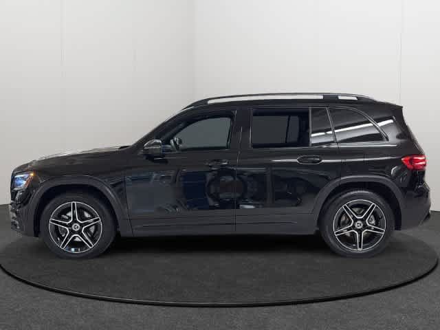 Certified 2026 Mercedes-Benz GLB 250 4MATIC image 3