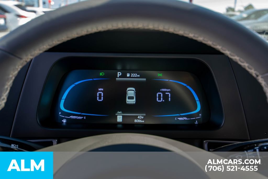 Certified 2025 Hyundai Elantra Sport image 24