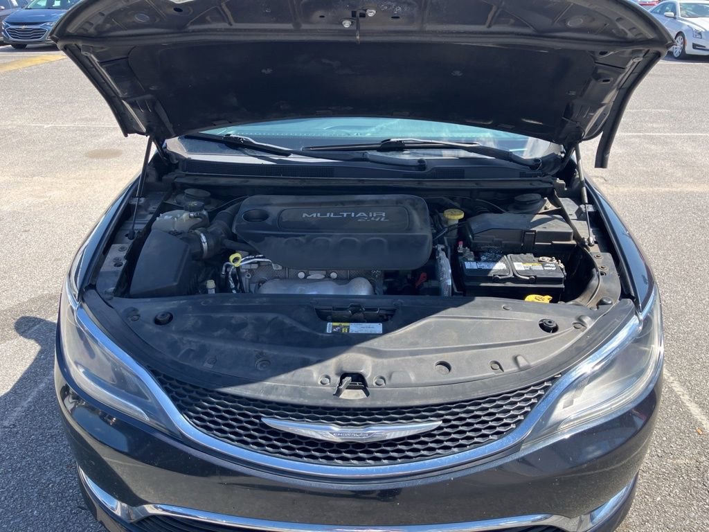 Used 2017 Chrysler 200 Limited Platinum image 6