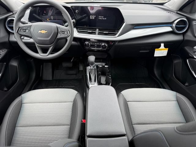 New 2026 Chevrolet Trax LT FWD image 6