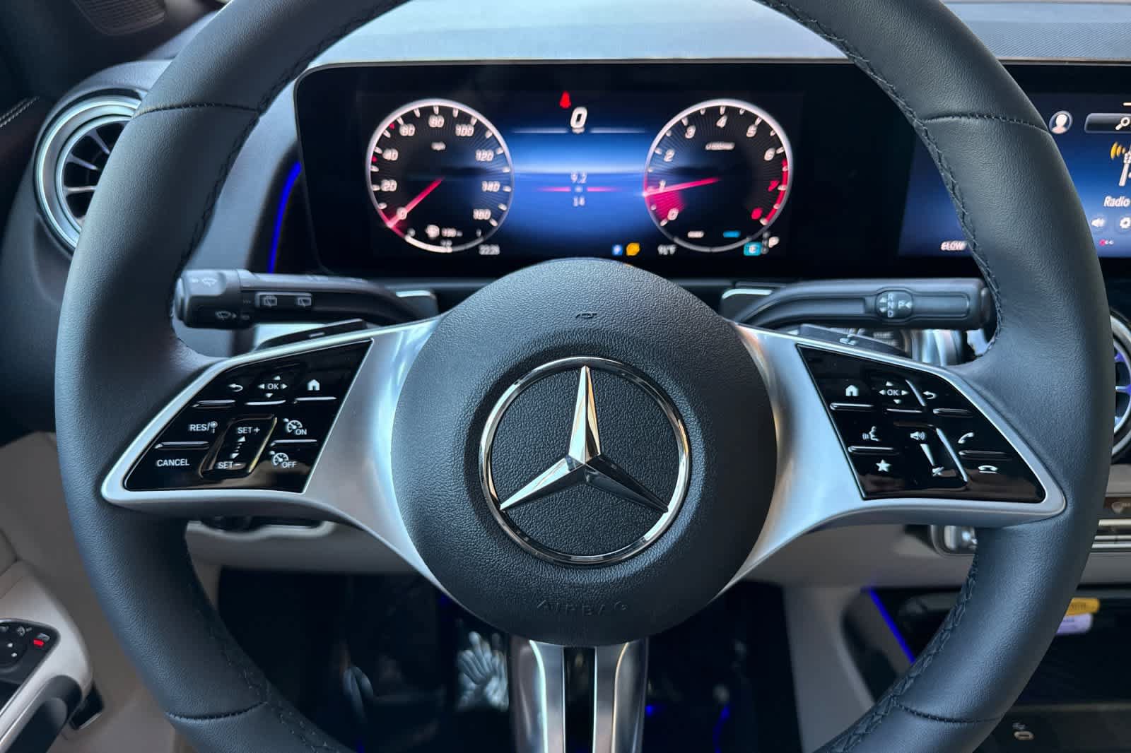 New 2026 Mercedes-Benz GLB 250 image 23