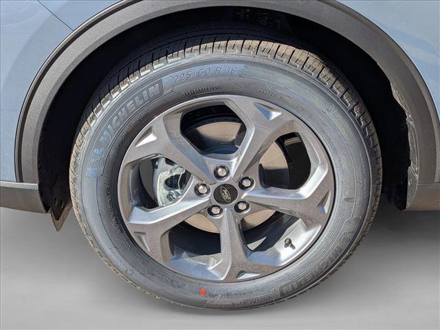 New 2026 Ford Escape ST-Line w/ Tech Pack #1 AWD/4WD image 10