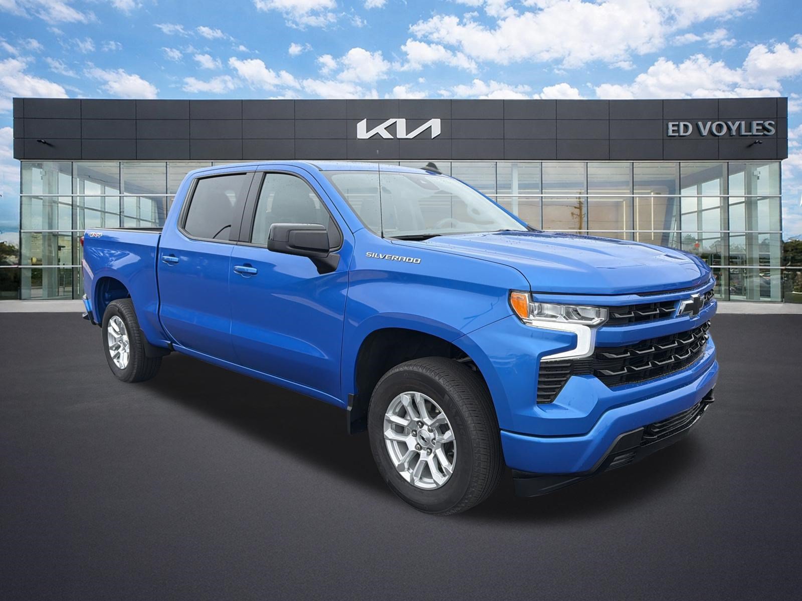 Used 2026 Chevrolet Silverado 1500 RST AWD/4WD image 1
