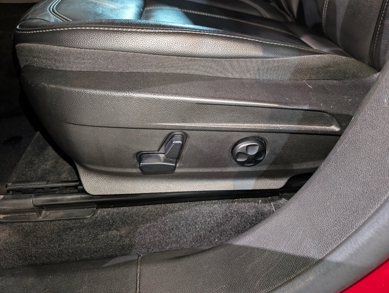 Used 2019 Alfa Romeo Stelvio AWD image 18