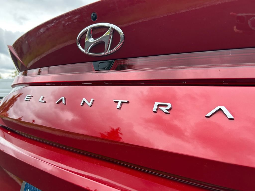 Used 2023 Hyundai Elantra SEL FWD image 33