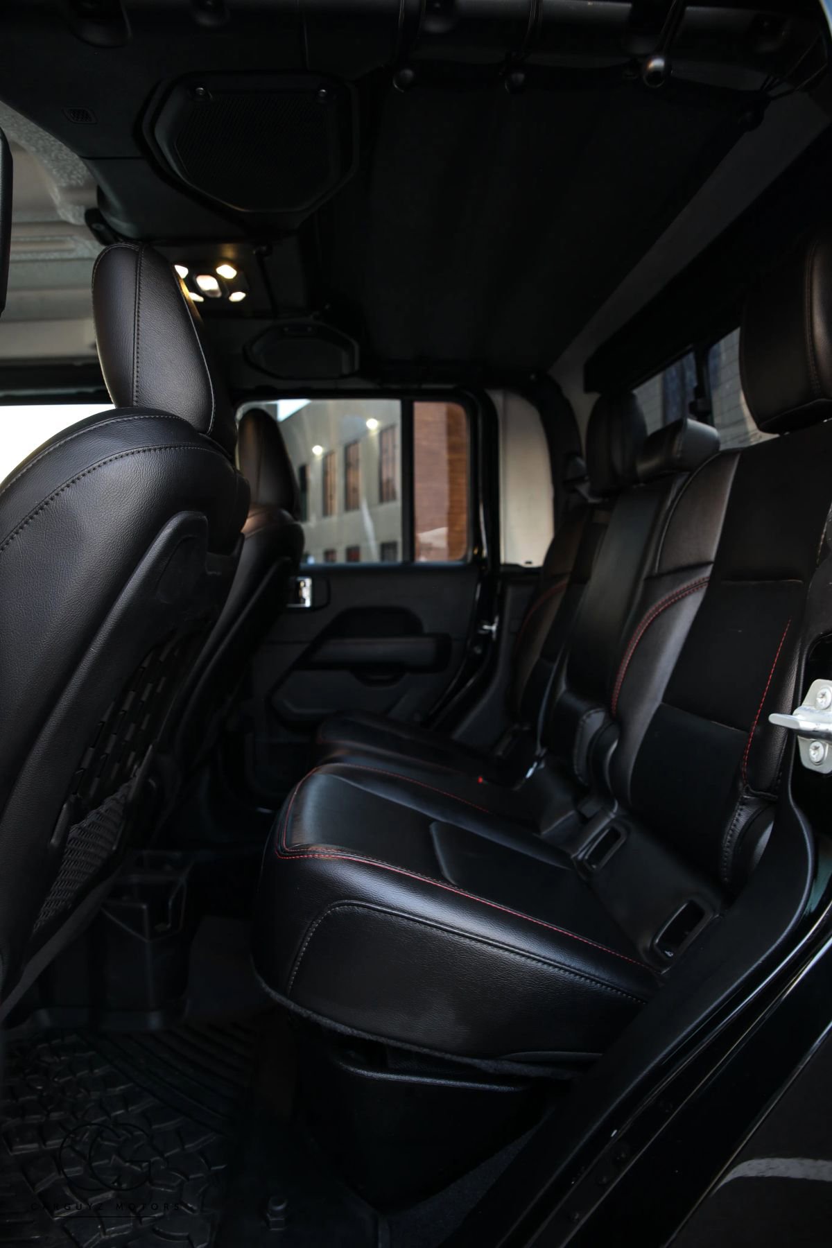 Used 2021 Jeep Gladiator Rubicon w/ Trailer Tow Package image 31