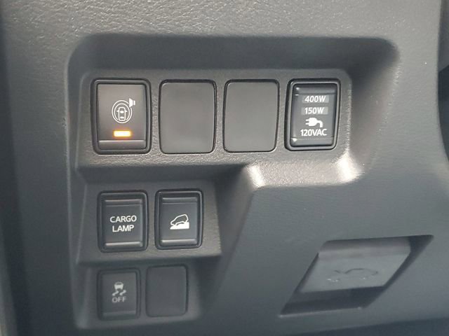 Used 2025 Nissan Frontier SL image 28