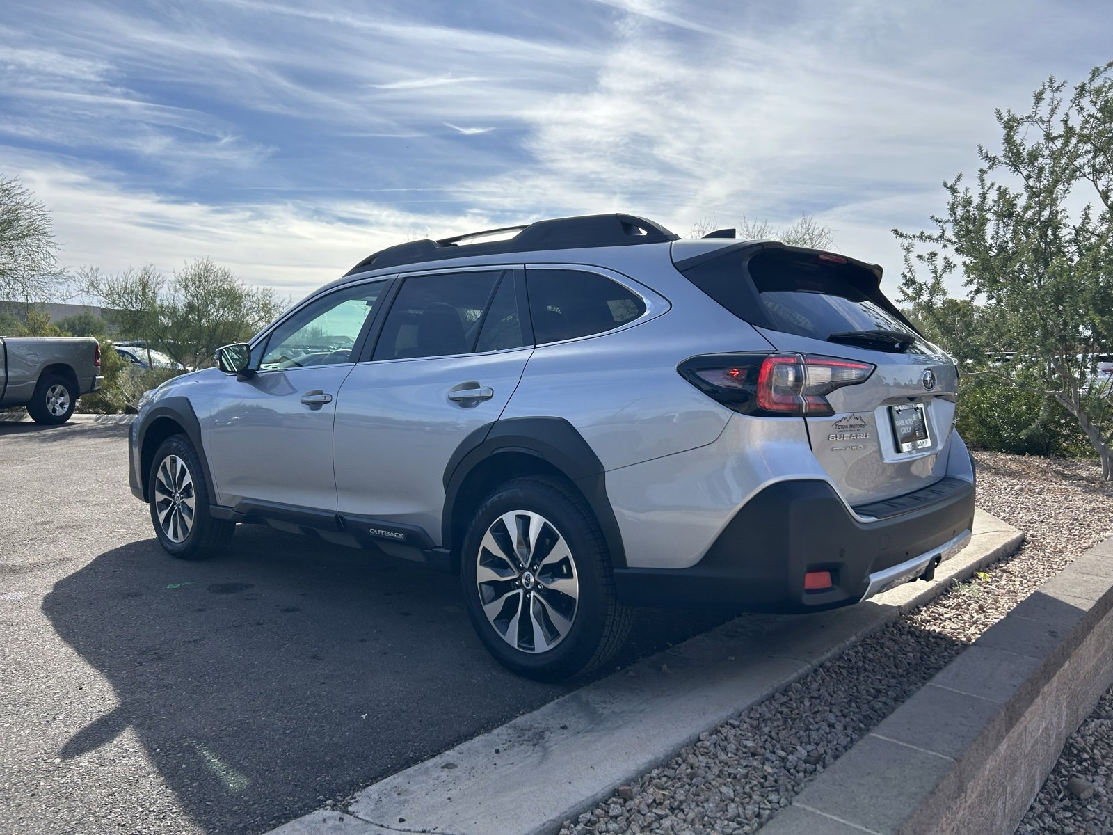 Used 2025 Subaru Outback Limited XT image 5