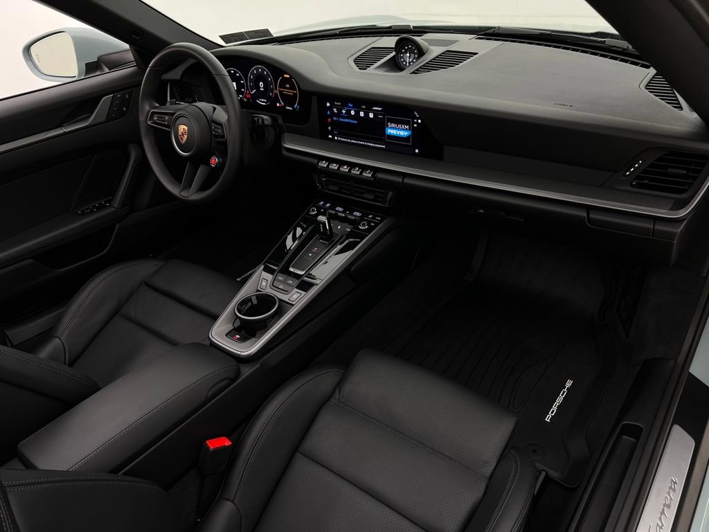 Used 2025 Porsche 911 Carrera image 15