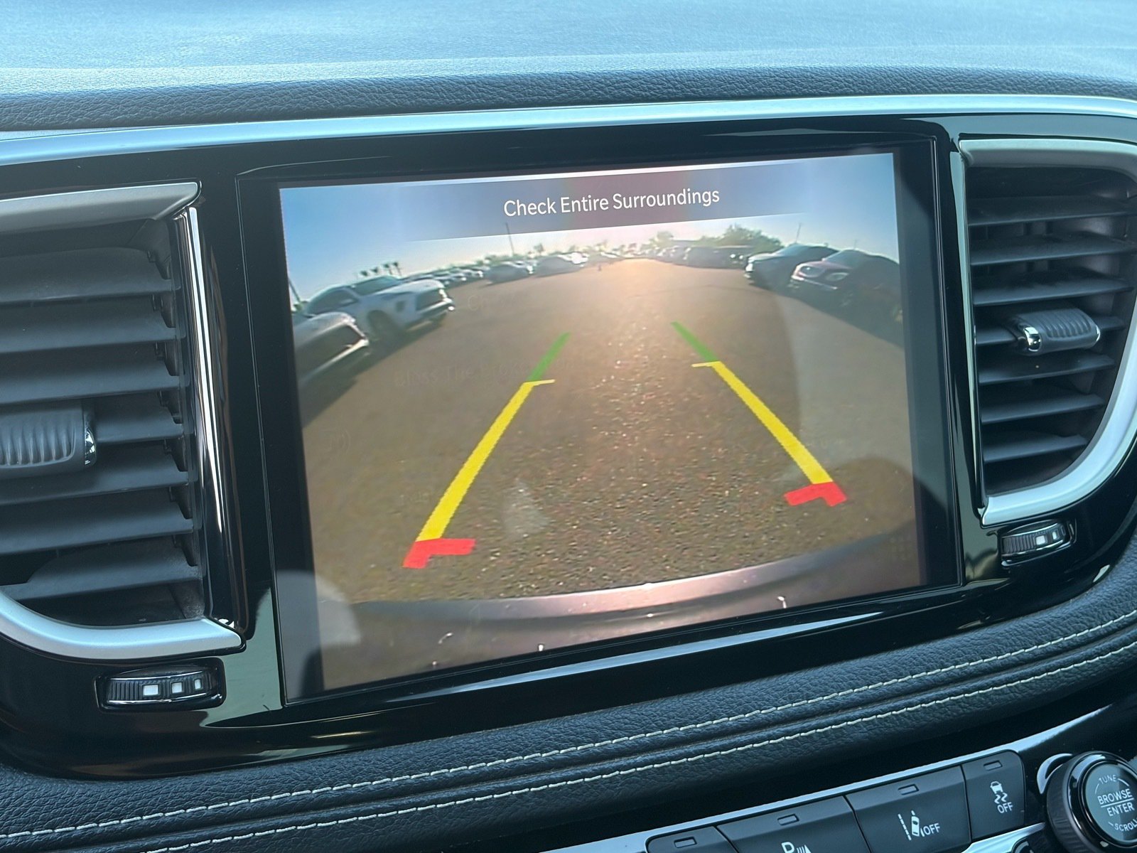 Used 2021 Chrysler Pacifica Touring w/ S Appearance Package FWD image 24