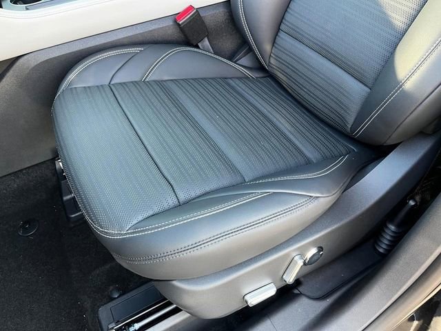 New 2024 Lincoln Nautilus Reserve w/ Equipment Group 202A image 11