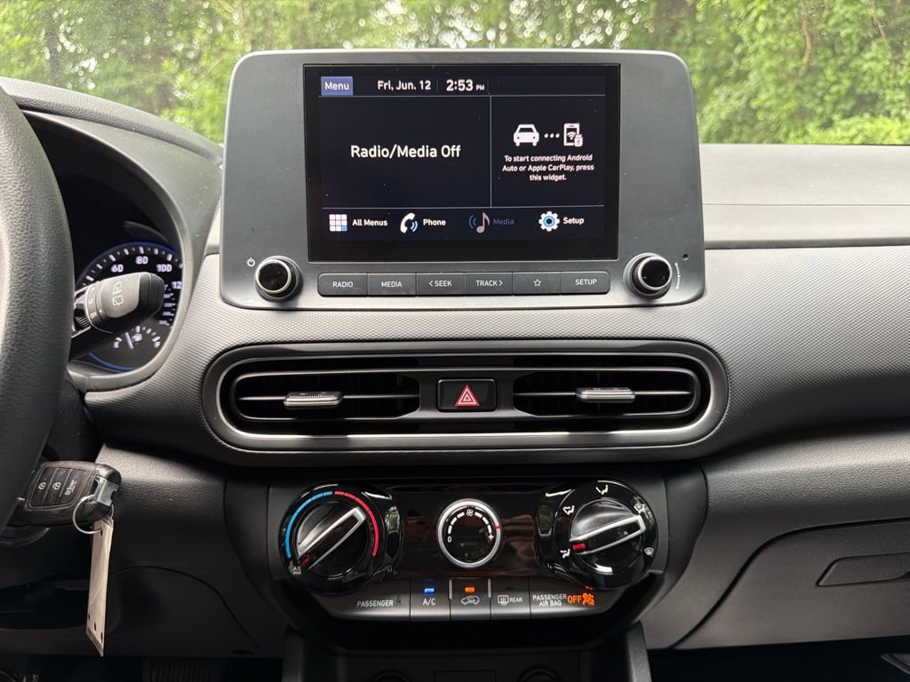 Certified 2023 Hyundai Kona SE w/ Cargo Package AWD/4WD image 22