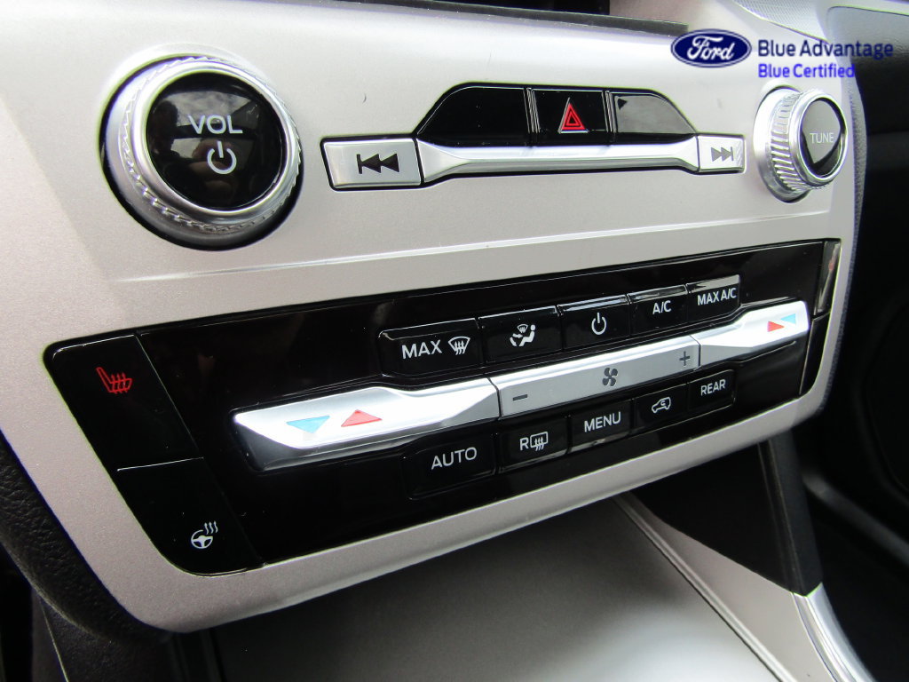 Certified 2023 Ford Explorer XLT AWD/4WD image 30