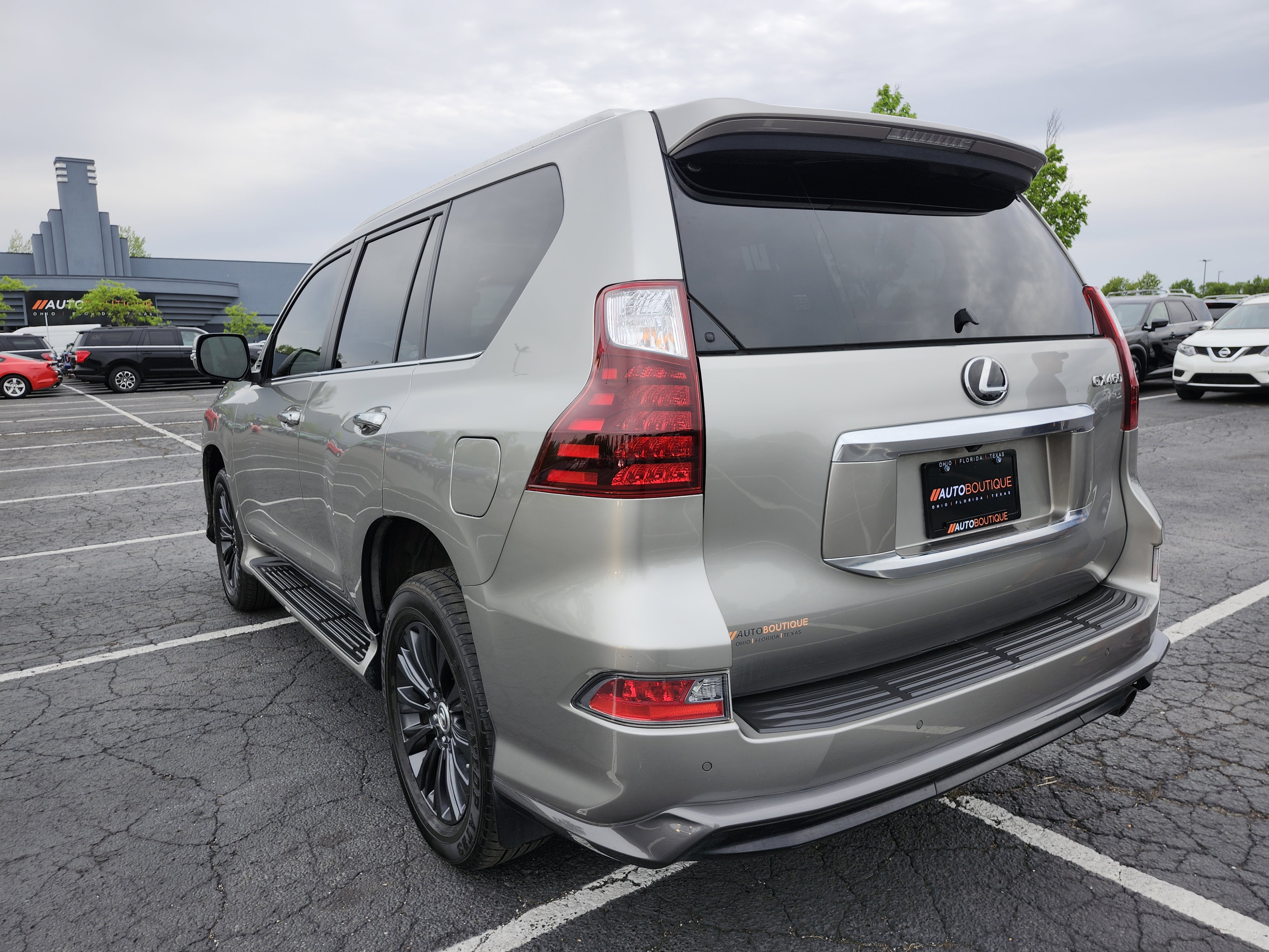 Used 2022 Lexus GX 460 Premium AWD/4WD image 21
