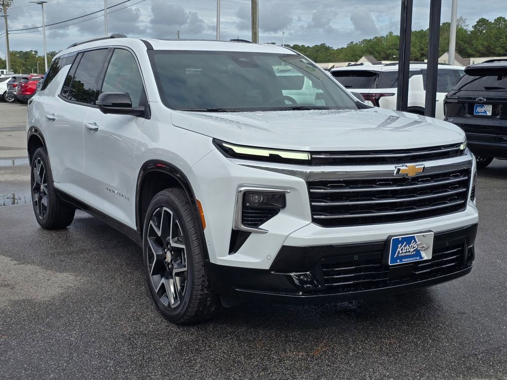New 2026 Chevrolet Traverse High Country image 1