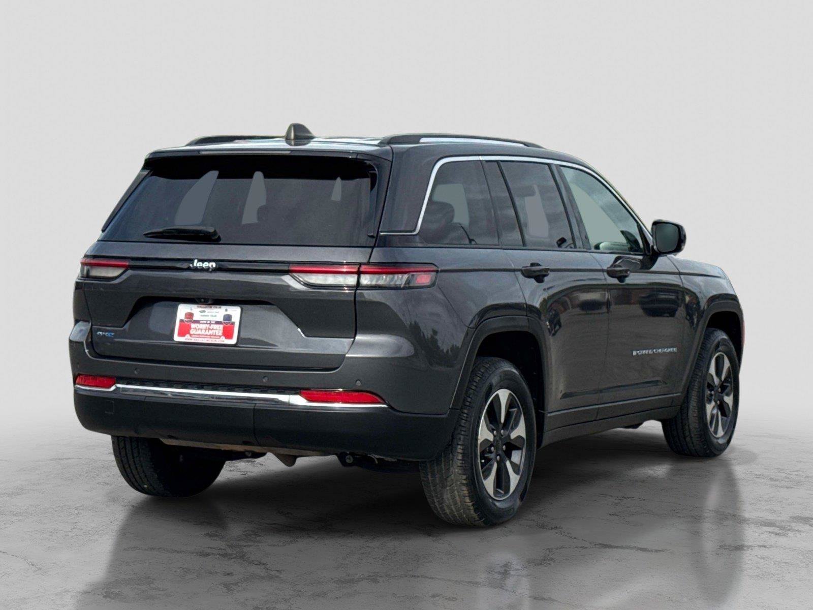 Used 2024 Jeep Grand Cherokee Limited 4xe AWD/4WD image 5