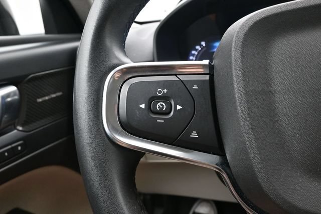 Used 2023 Volvo XC40 B5 Plus w/ Driver Assist Package AWD/4WD image 26