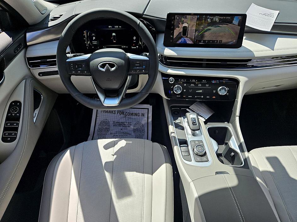 New 2026 INFINITI QX60 Luxe image 9