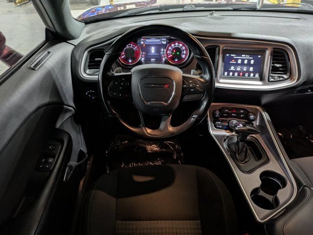 Used 2022 Dodge Challenger R/T RWD image 17
