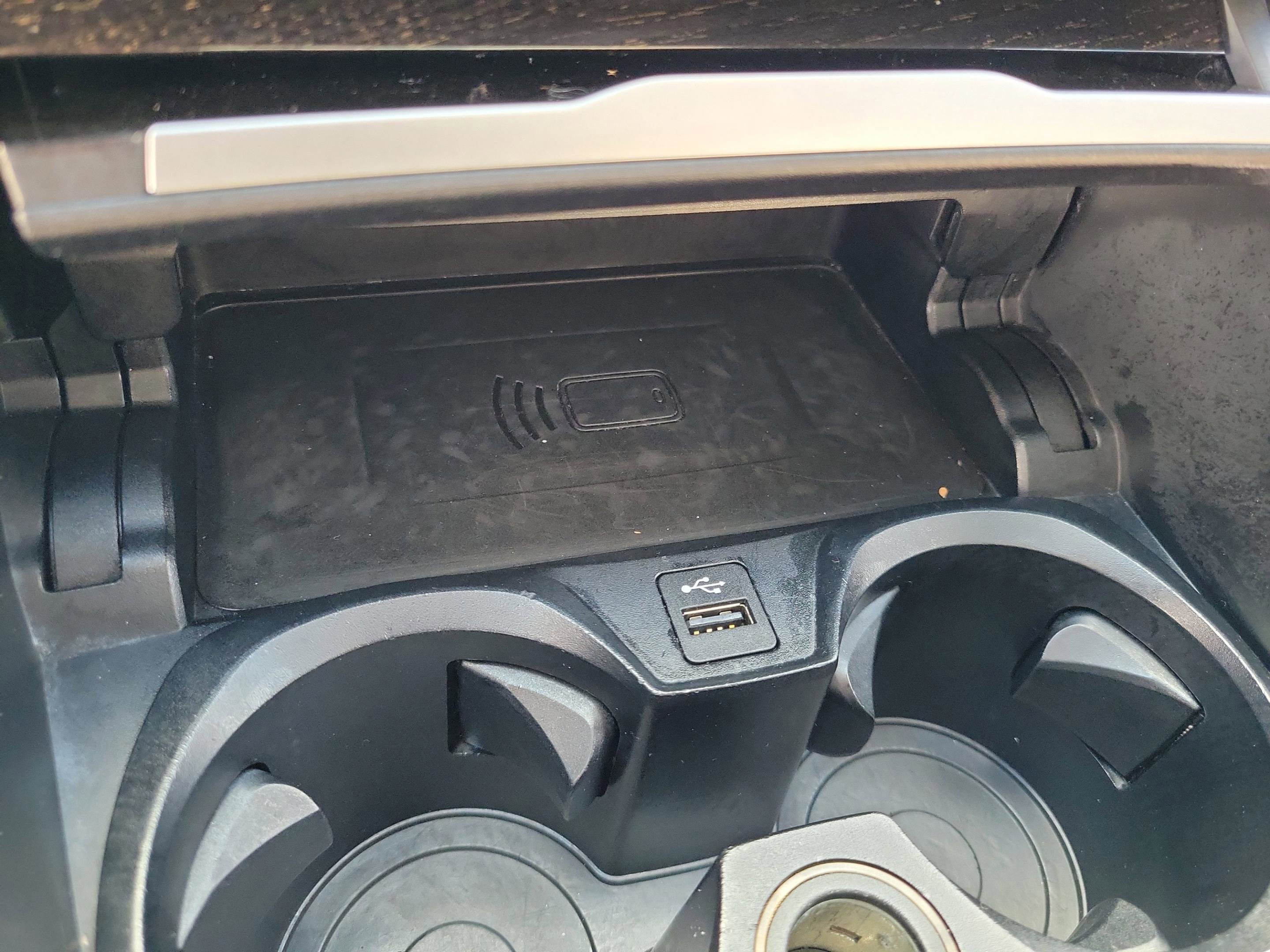 Used 2020 BMW 330i Sedan w/ Convenience Package image 25