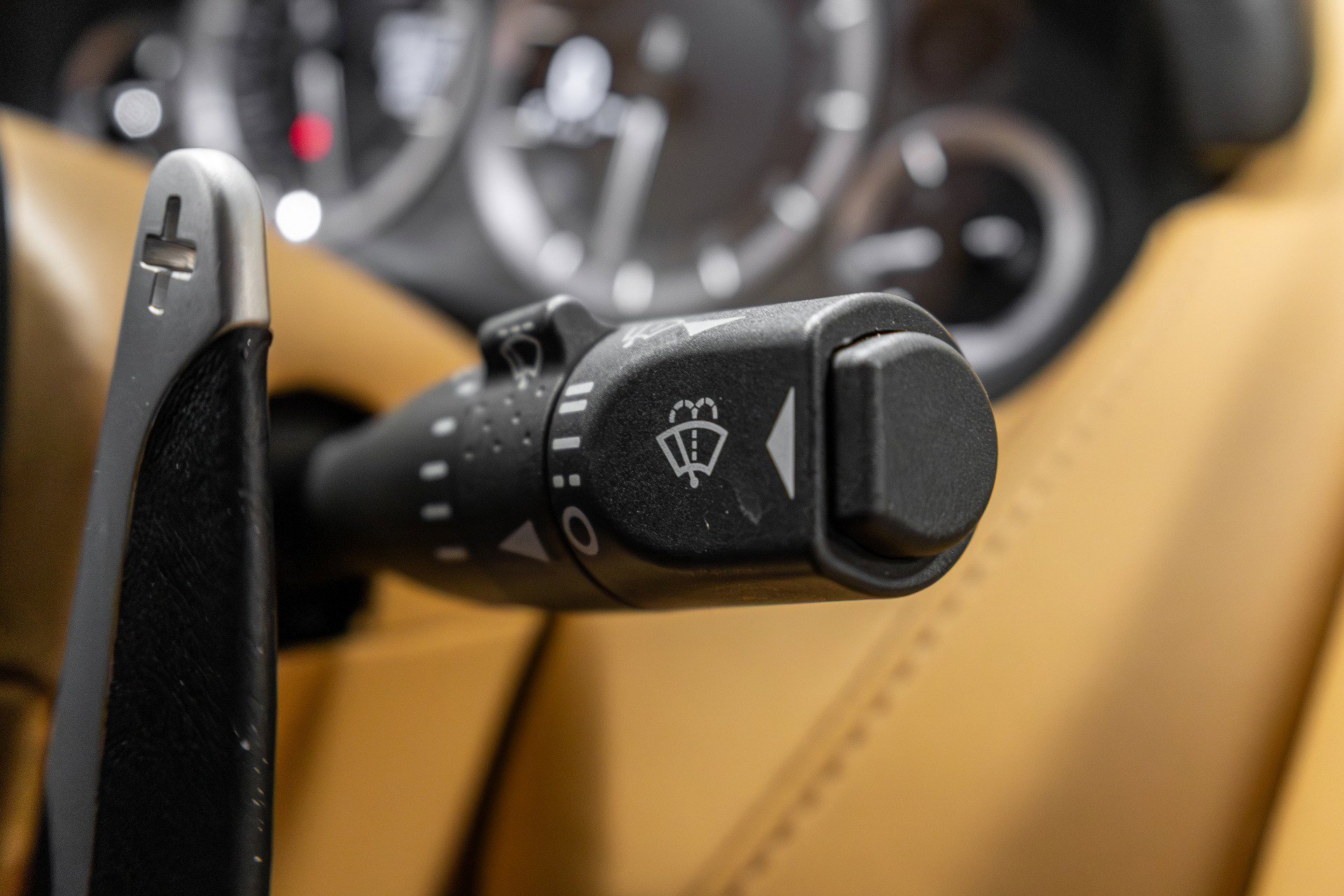 Used 2016 Aston Martin Rapide S image 63