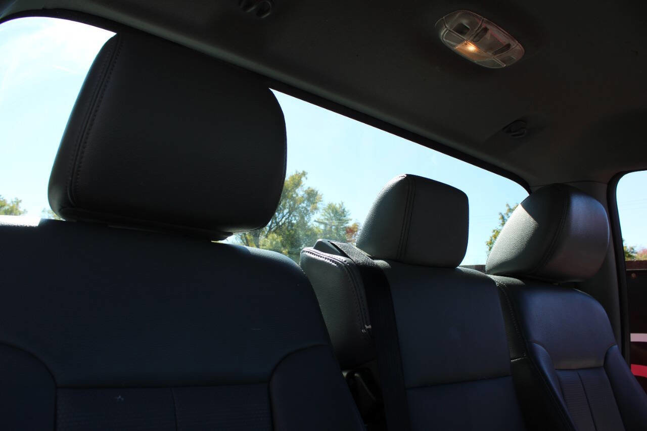 Used 2016 Ford F250 XL w/ Snow Plow Prep Package image 16