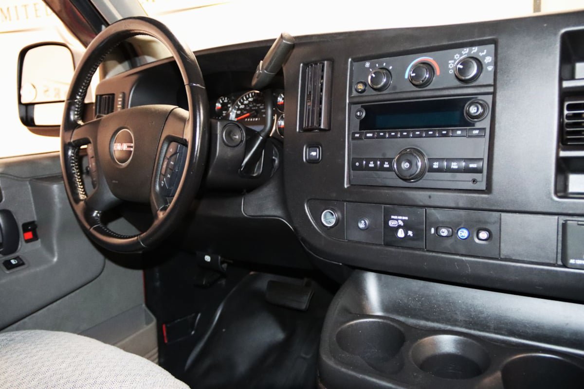 Used 2023 GMC Savana 3500 Extended w/ Driver Convenience Package RWD image 46
