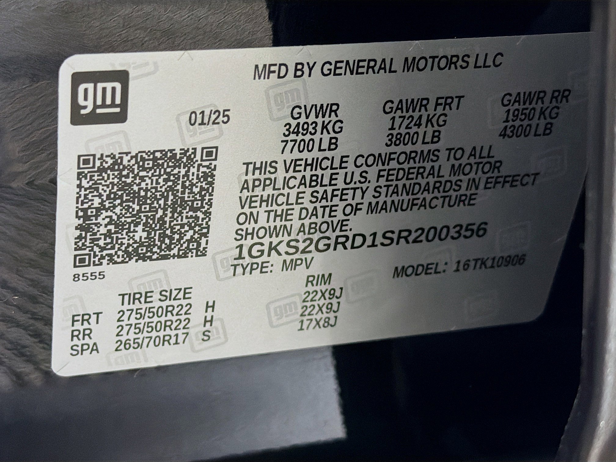 Used 2025 GMC Yukon XL Elevation image 34