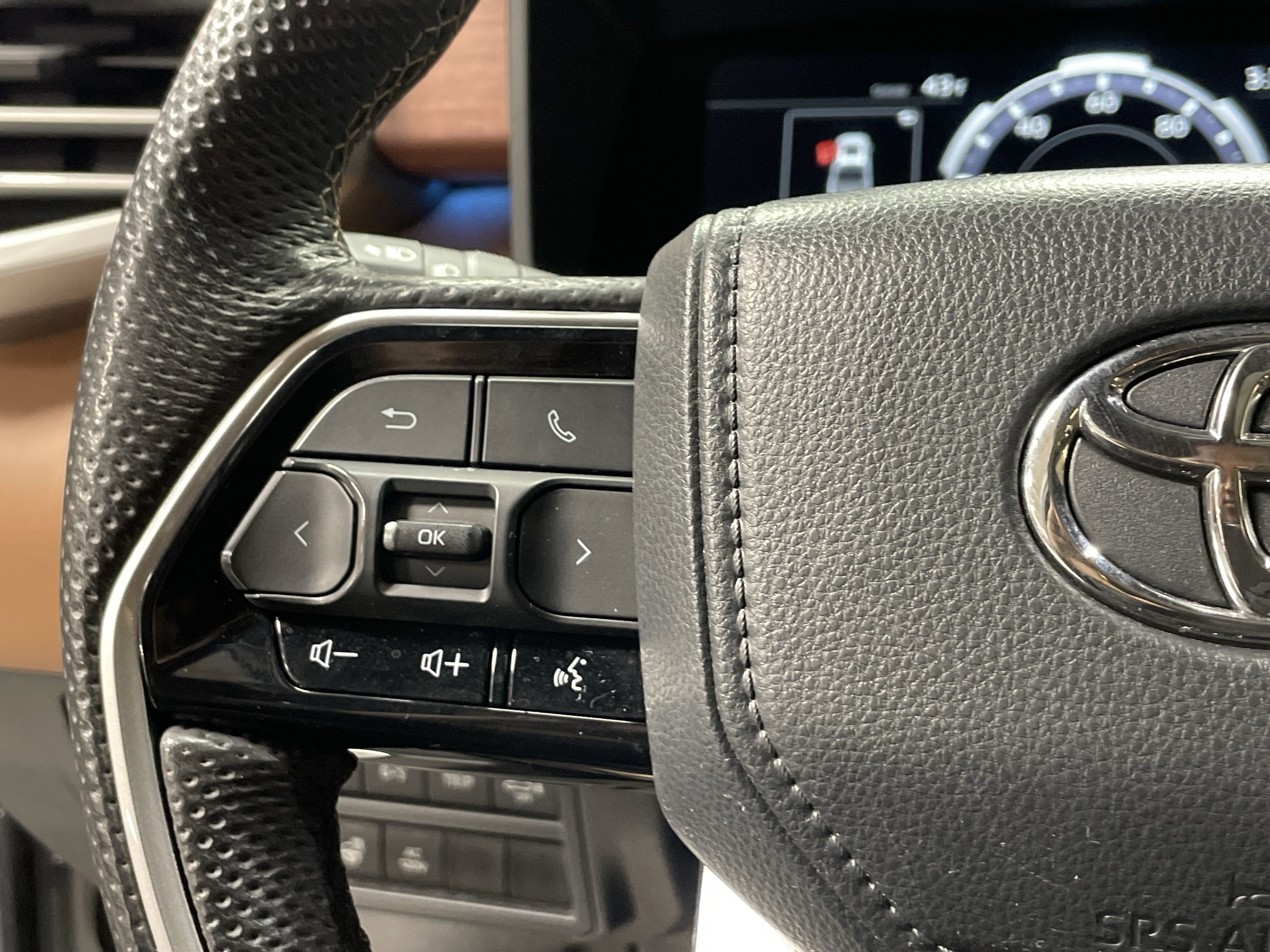 Used 2024 Toyota Tundra 1794 Edition image 19