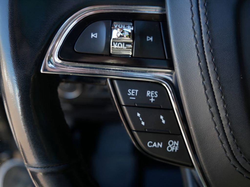 Used 2020 Lincoln Continental Reserve w/ Luxury Package FWD image 17