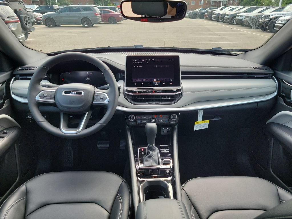 New 2026 Jeep Compass Limited AWD/4WD image 7
