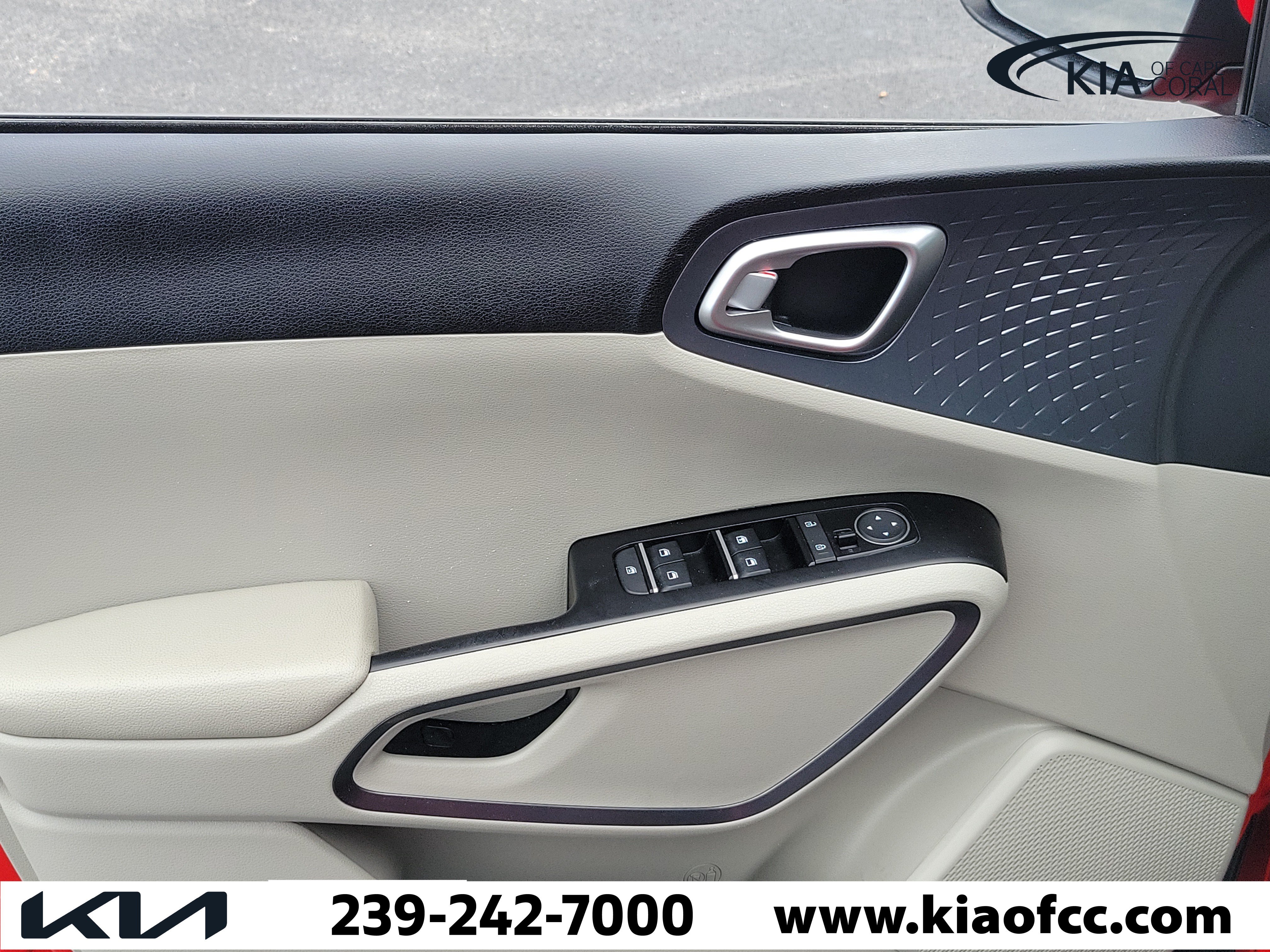 Used 2022 Kia Soul S FWD image 22