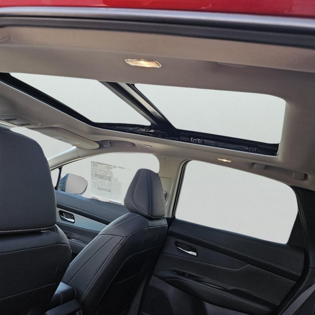 New 2025 Nissan Murano SL w/ Cargo Package image 18