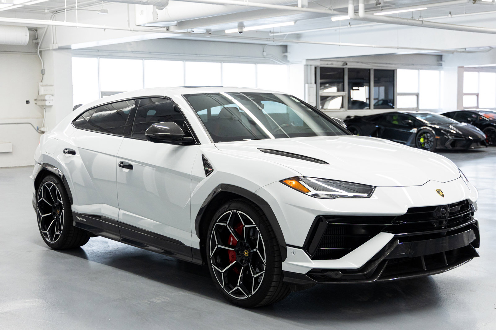 Used 2024 Lamborghini Urus Performante image 6