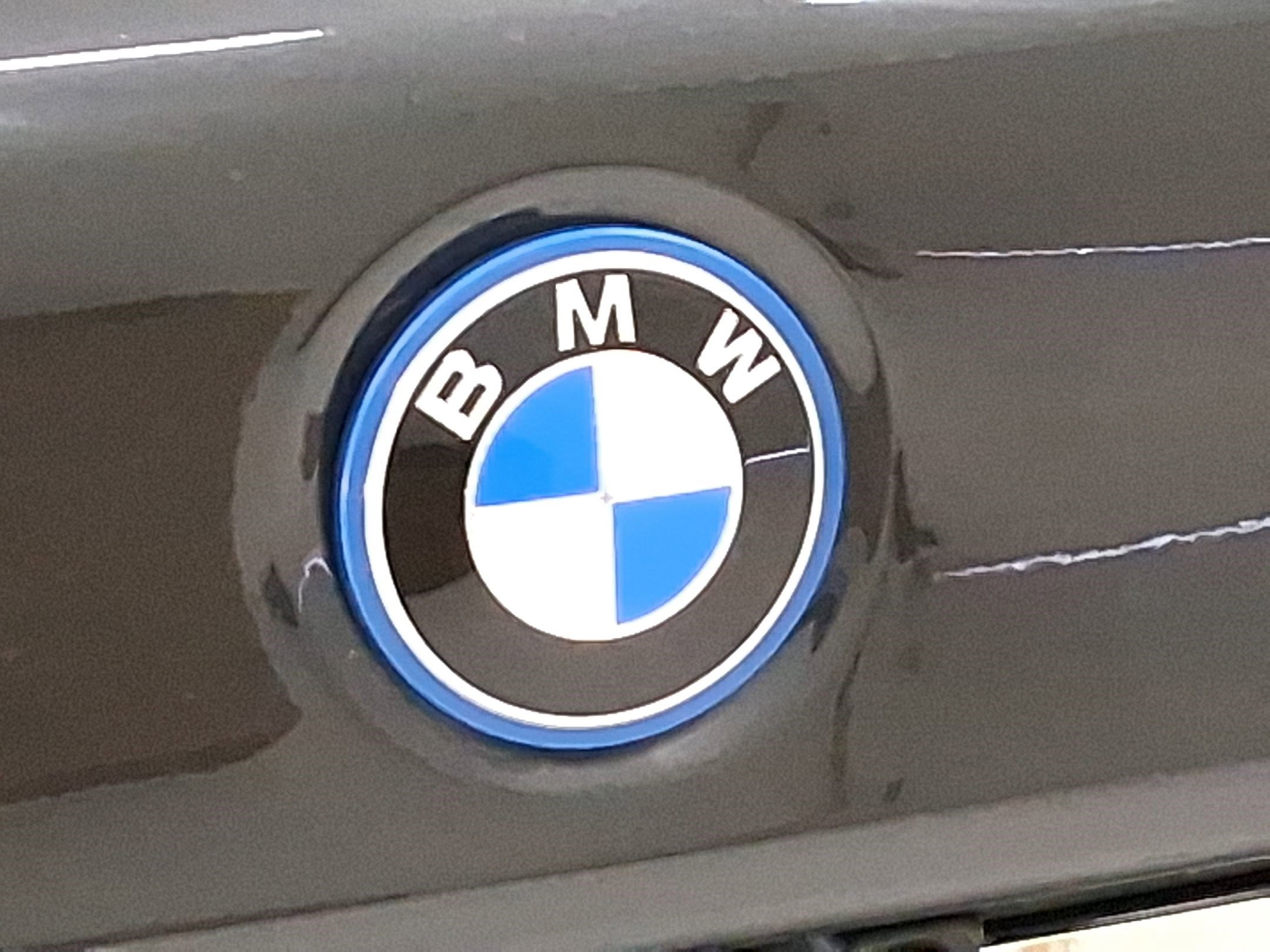 Used 2023 BMW 530e w/ Convenience Package RWD image 23