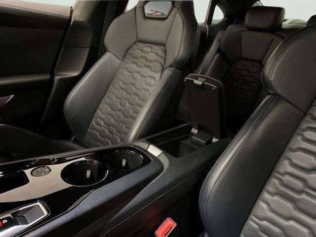 Used 2023 Audi RS e-tron GT w/ Carbon Performance Package AWD/4WD image 59